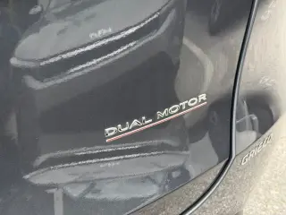 Tesla Model Y 2022 AWD Performance 4 puertas Crossover