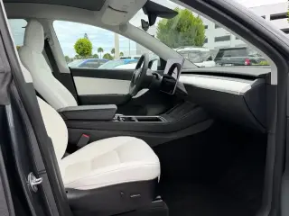 Tesla Model Y 2022 AWD Performance 4 puertas Crossover
