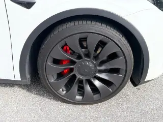 Tesla Model Y 2023 AWD Performance 4 puertas Crossover