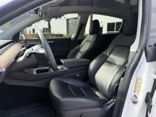 Tesla Model Y 2023 AWD Performance 4 puertas Crossover