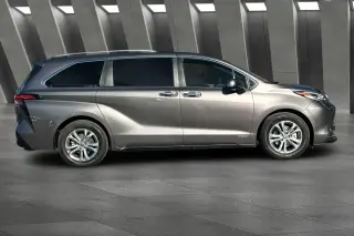 Toyota Sienna 2021 AWD Platinum 7 Pasajeros 4p Miniván