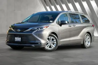 Toyota Sienna 2021 AWD Platinum 7 Pasajeros 4p Miniván