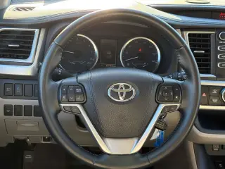 Toyota Highlander 2018 AWD LE SUV de 4 puertas