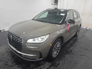 Lincoln Corsair 2025 AWD Reserve SUV de 4 puertas