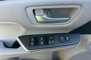 Toyota Camry Híbrido 2015 XLE Sedán 4p