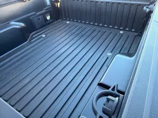 Toyota Tacoma 2023 4x4 TRD Sport 4 puertas Doble Cabina 5.0 pies SB 6M