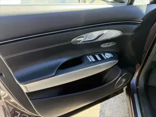 Genesis GV70 2023 Tracción en las cuatro ruedas 2.5T Estándar SUV de 4 puertas