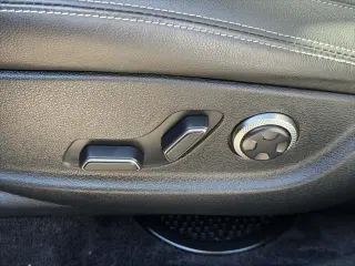 Genesis GV70 2023 Tracción en las cuatro ruedas 2.5T Estándar SUV de 4 puertas