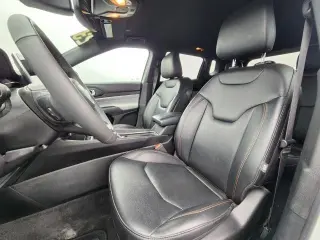 Jeep Compass 2023 4x4 Latitude Lux SUV de 4 puertas
