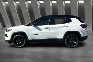 Jeep Compass 2022 Latitude 4dr SUV
