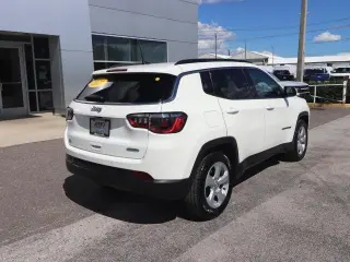 Jeep Compass 2021 Latitude SUV de 4 puertas