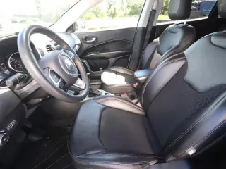 Jeep Compass 2021 Latitude SUV de 4 puertas