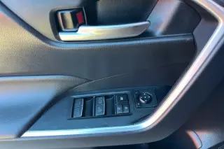 Toyota RAV4 Híbrido 2024 AWD SE SUV de 4 puertas