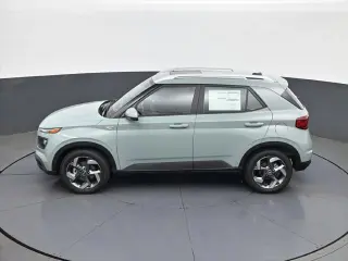 Hyundai VENUE 2026 SEL 4 puertas Crossover con techo bicolor