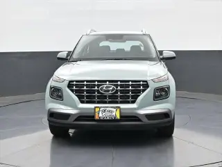 Hyundai VENUE 2026 SEL 4 puertas Crossover con techo bicolor