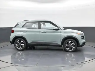 Hyundai VENUE 2026 SEL 4 puertas Crossover con techo bicolor