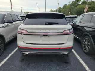 Lincoln Nautilus 2022 AWD Reserve 4 puertas SUV