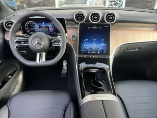 Mercedes-Benz GLC 2023 GLC 300 4dr SUV