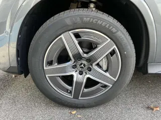 Mercedes-Benz GLC 2023 GLC 300 4dr SUV