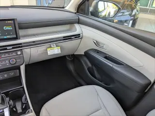 Hyundai TUCSON 2026 SE 4 SUV