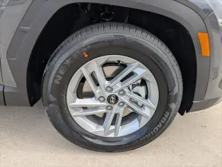 Hyundai TUCSON 2026 SE 4 SUV