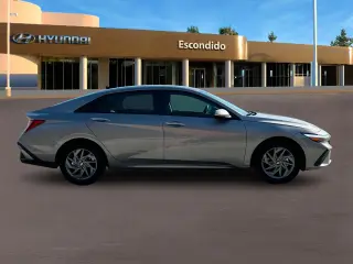 Hyundai ELANTRA 2024 SEL 4dr Sedán