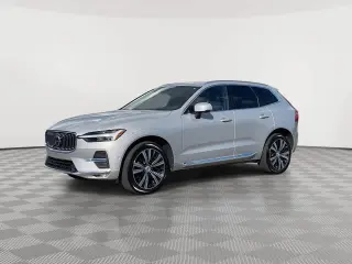 Volvo XC60 2023 AWD B5 Ultimate Bright Theme 4dr SUV