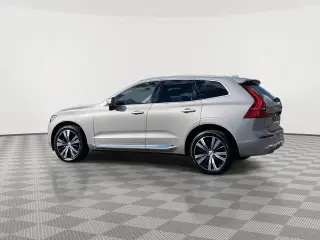 Volvo XC60 2023 AWD B5 Ultimate Bright Theme 4dr SUV