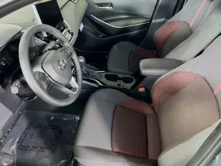 Toyota Corolla Hybrid 2025 SE 4dr Sedán