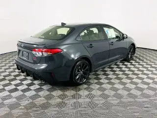 Toyota Corolla Hybrid 2025 SE 4dr Sedán