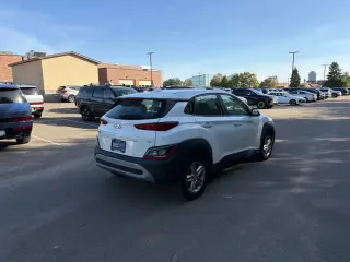 Hyundai KONA 2023 AWD SE 4dr Crossover