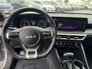 Kia K5 2023 GT-Line 4dr Sedán