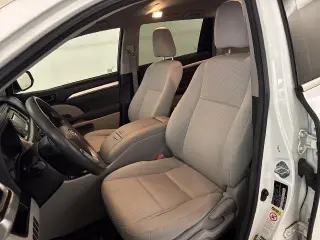 Toyota Highlander 2016 LE 4dr SUV (3.5L V6)