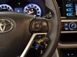 Toyota Highlander 2016 LE 4dr SUV (3.5L V6)