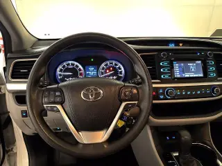 Toyota Highlander 2016 LE 4dr SUV (3.5L V6)