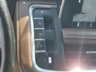 Chevrolet Tahoe 2021 4x4 High Country 4dr SUV