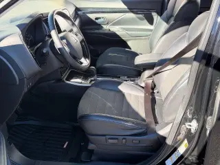 Mitsubishi Outlander 2020 LE 4dr SUV
