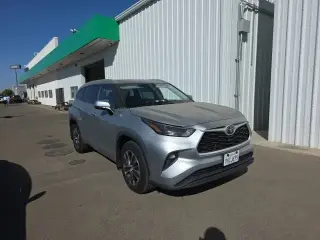 Toyota Highlander 2023 AWD XLE 4dr SUV