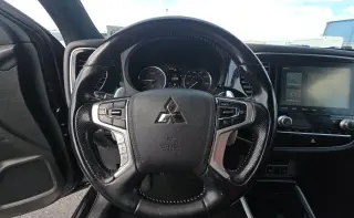 Mitsubishi Outlander PHEV 2022 AWD SEL 4dr SUV