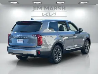 Kia Telluride 2024 LX 4dr SUV