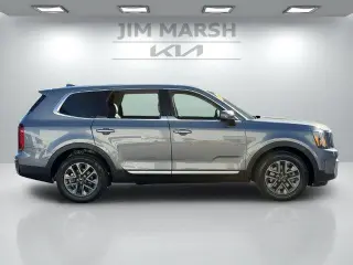 Kia Telluride 2024 LX 4dr SUV