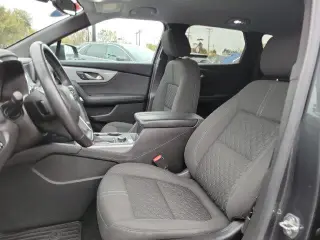 Chevrolet Blazer 2020 LT 4dr SUV con 1LT