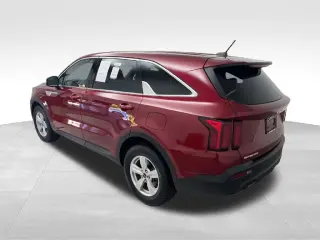 Kia Sorento 2023 LX 4dr SUV