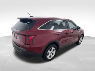 Kia Sorento 2023 LX 4dr SUV
