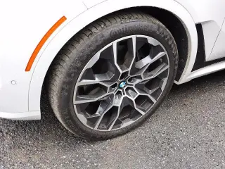 BMW X7 2023 AWD xDrive40i 4dr Vehículo de Actividad Deportiva de 4 puertas