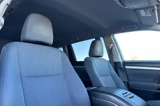 Toyota Highlander 2017 LE 4 SUV (2.7L I4)