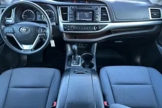 Toyota Highlander 2017 LE 4 SUV (2.7L I4)