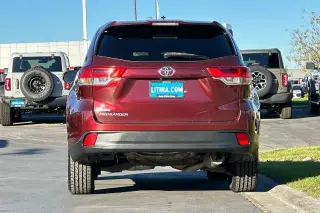 Toyota Highlander 2017 LE 4 SUV (2.7L I4)