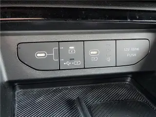 Vehículo Kia K5 2025 GT-Line 4dr Sedán