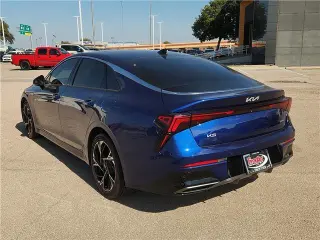 Vehículo Kia K5 2025 GT-Line 4dr Sedán